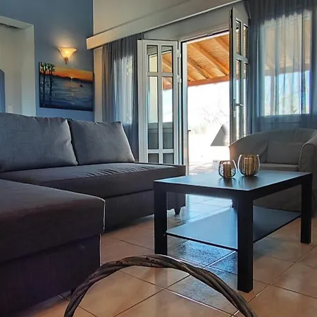 Sea View House Appartement Aigio